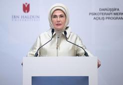 Emine Erdoğan, İHÜ İPAM Darüşşifa Psikoterapi Merkezi'nin açılışına katıldı