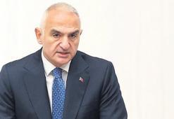 ‘Ayasofya’yı koruyacağız, gelecek nesillere ulaştıracağız’