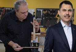 Bakan Kurum görüntüleri paylaştı: Atık malzemeler onun ellerinde melodiye dönüşüyor