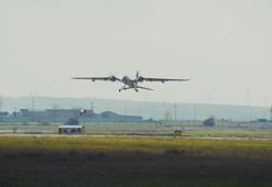 Bayraktar AKINCI'dan fırlatılan TÜBİTAK SAGE'nin milli mühimmatları hedefi tam isabetle vurdu