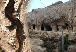 İki köy arasında gizemli kanyon! Bilim insanları tarafından 180 yıl incelendi: ‘Sağlı sollu şekilde yer alıyor’