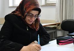 YKS’de büyük başarı! 50 yaşında üniversiteyi kazandı: 'Kızımdan ilham aldım'