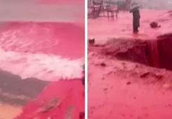 Deniz kırmızıya büründü, gören bir daha baktı! Hürmüz Adası'nda ilginç manzara