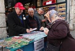 Yeni yıla sayılı günler kala Milli Piyango’nun 800 milyon TL’lik rekor ikramiyesine yoğun ilgi