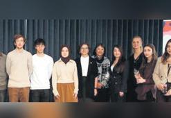 Genç tasarımcılar ödüllendirildi