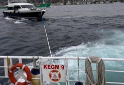 İstanbul Boğazı'nda korkutan anlar! Sürüklenen tekneye kurtarma operasyonu