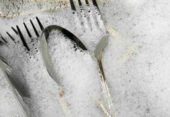 Matlaşan çatal bıçaklara veda! Bir dokunuşla ilk günkü parlaklık