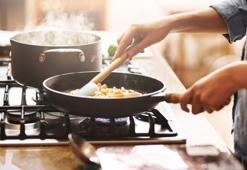 Bu besinleri tekrar ısıtırken tekrar düşünün! Tekrar ısıtılınca zehirlenmeye neden olabilecek besinler