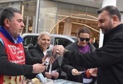 Milli Piyango yılbaşı biletlerine yoğun ilgi: 'Rüyasında gördüğü rakamları soran var'