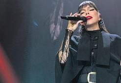 Arena’ya maskülen imza