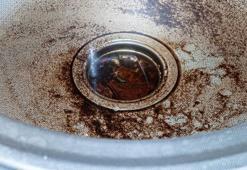 Bir bardak gidere dökün! Tıkalı gider kendiliğinden açılıyor