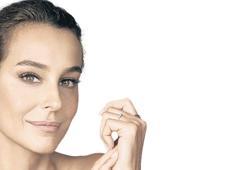 ‘Sosyal medya özgüven zedeliyor’