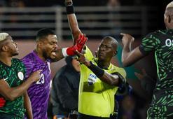 Afrika Uluslar Kupası'nda Osimhen golünü attı! Sarı kart gördüğü hareketi gündem oldu