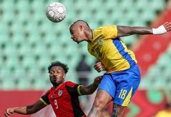 Galatasaraylı Lemina Gabon'da stoper oynadı