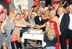 Plaketler takdim edildi