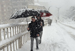 Son dakika... Meteoroloji'den 42 il için kar ve fırtına uyarısı! Hava buz kesti