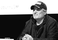 Galatasaray'ın eski futbolcusu Gökmen Özdenak hayatını kaybetti