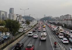 İstanbul'da yılın son mesai gününde trafik yoğunluğu yüzde 74'e çıktı