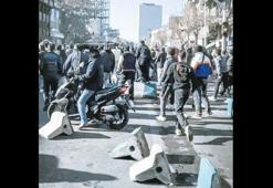 Mossad’dan İranlı protestoculara destek