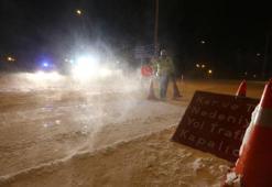 Kars'ta şiddetli kar! Bazı yollar araç trafiğine kapatıldı