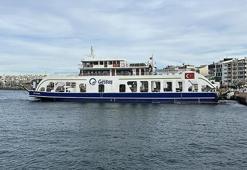 Bozcaada ve Gökçeada'da feribot seferlerine fırtına engeli