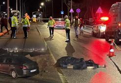 Son dakika... Eskişehir’de otomobil yayaların arasına daldı: 3 kişi öldü