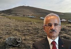 Ankara'da düşen uçak! Bakan Uraloğlu: Karakutu İngiltere'de incelenecek