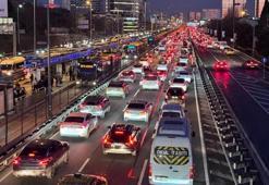 İstanbul'da trafik yoğunluğu yüzde 80'e çıktı! İşte bölge bölge son durum