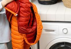 Şişme montu bozmadan yıkamanın püf noktaları! Asla topaklanmıyor