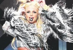 Britney Spears, ABD’yi sildi