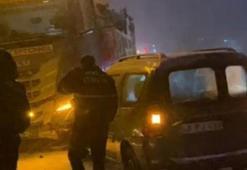 Burdur-Antalya karayolunda kar esareti! Çok sayıda araç mahsur kaldı