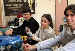 Yaptıkları su altı aracıyla TEKNOFEST'te ödül aldılar