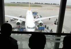 Havalimanında tüyler ürperten olay! Ölü eşini yolcu diye uçağa bindirmek istedi... Kan donduran itiraf