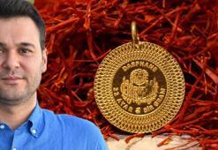 Altınla yarışıyor! 1 gramı servet değerinde: 'Mısır koçanları ve at kılını boyayıp satıyorlar'