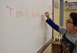 18 milyon öğrenci karnelerini alıyor! Yarıyıl tatili yarın başlıyor