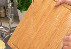 Bulaşık makinesi hatasına düşmeyin! İşte kesme tahtaları temizlemenin en doğru yolu