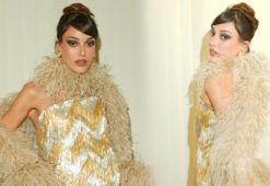 Dilan Çiçek Deniz'den cesur kombin! Ödül töreninde fırtına gibi esti