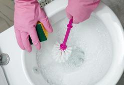 Temizlik uzmanları öneriyor! Tuvaletteki inatçı kireçlere 20 dakikalık doğal çözüm!