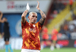 Lucas Torreira'nın menajerinden Galatasaray'a şok mesaj! 'Evine daha yakın olmak istiyor'