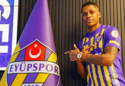 Eyüpspor yeni transferi Angel Torres'i açıkladı