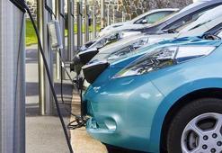 Türkiye'de trafiğe kayıtlı elektrikli otomobil sayısı 370 bini aştı