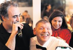 Sevgi varsa engel yok!