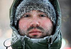 Sanki buzul çağı! Soğuk rekoru kırıldı, kat kat giyinerek sokağa çıkıyorlar