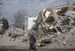 Depremde 72 kişinin öldüğü Grand İsias Hotel'e ilişkin kamu görevlileri hakkında karar!