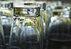 Evde herkesin yaptığı hata! Bardakları ters koymak sandığınız kadar masum değil