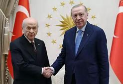 Beştepe'de kritik zirve! Cumhurbaşkanı Erdoğan, MHP lideri Bahçeli'yi kabul ediyor