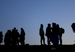 Bakan Yerlikaya açıkladı: 81 ilde 478 düzensiz göçmen yakalandı