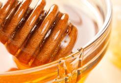 Doğal ürünlerle pırıl pırıl bir cilt! Hem besliyor hem parlatıyor