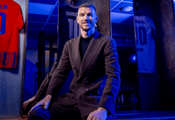 Schalke 04, Edin Dzeko'yu resmen açıkladı!