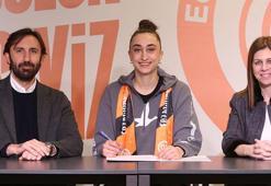 Eczacıbaşı, Elif Şahin'in sözleşmesini uzattı!